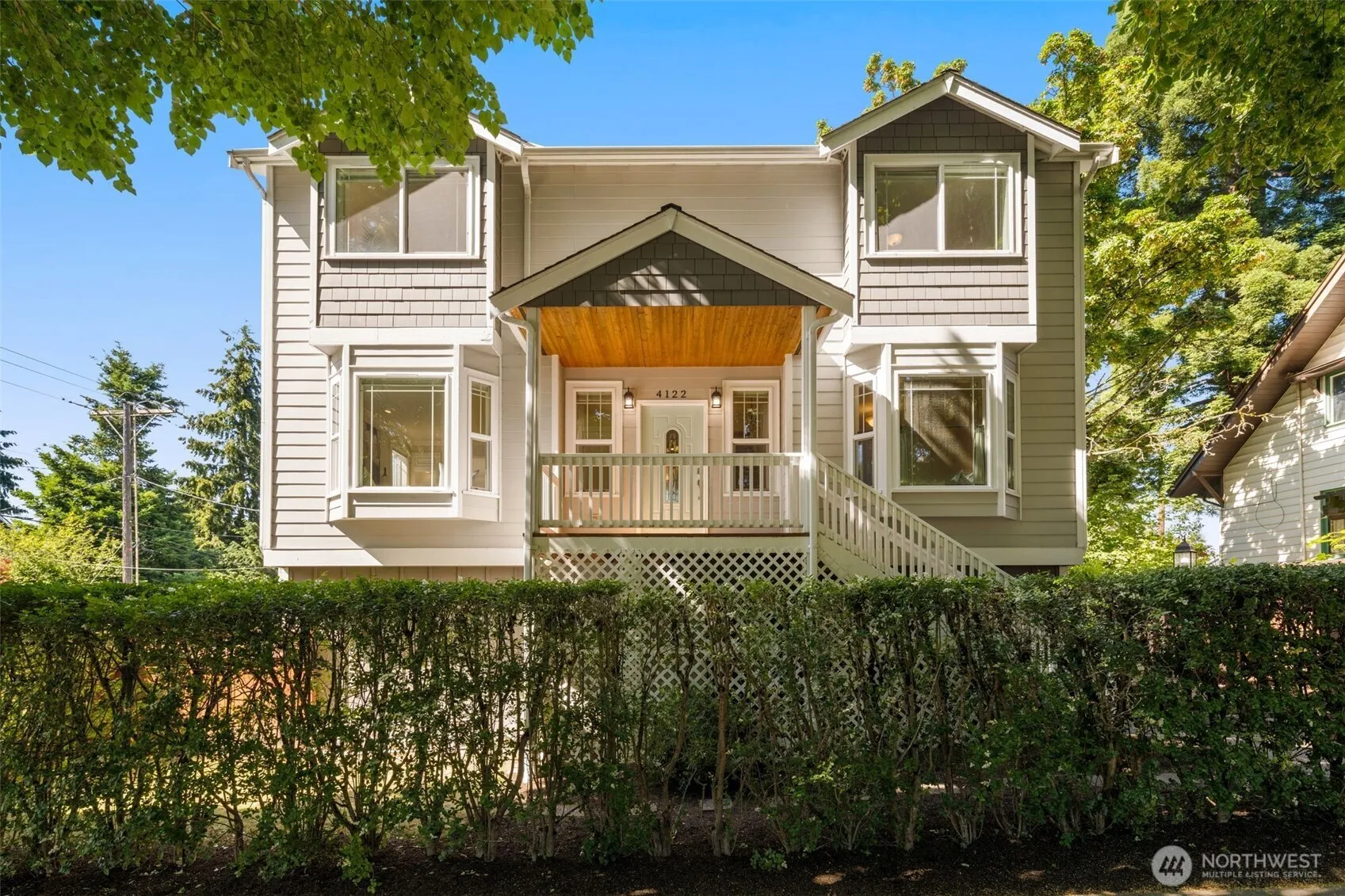 Property photo for 4122 Sw Walker Street, Seattle photo 2
