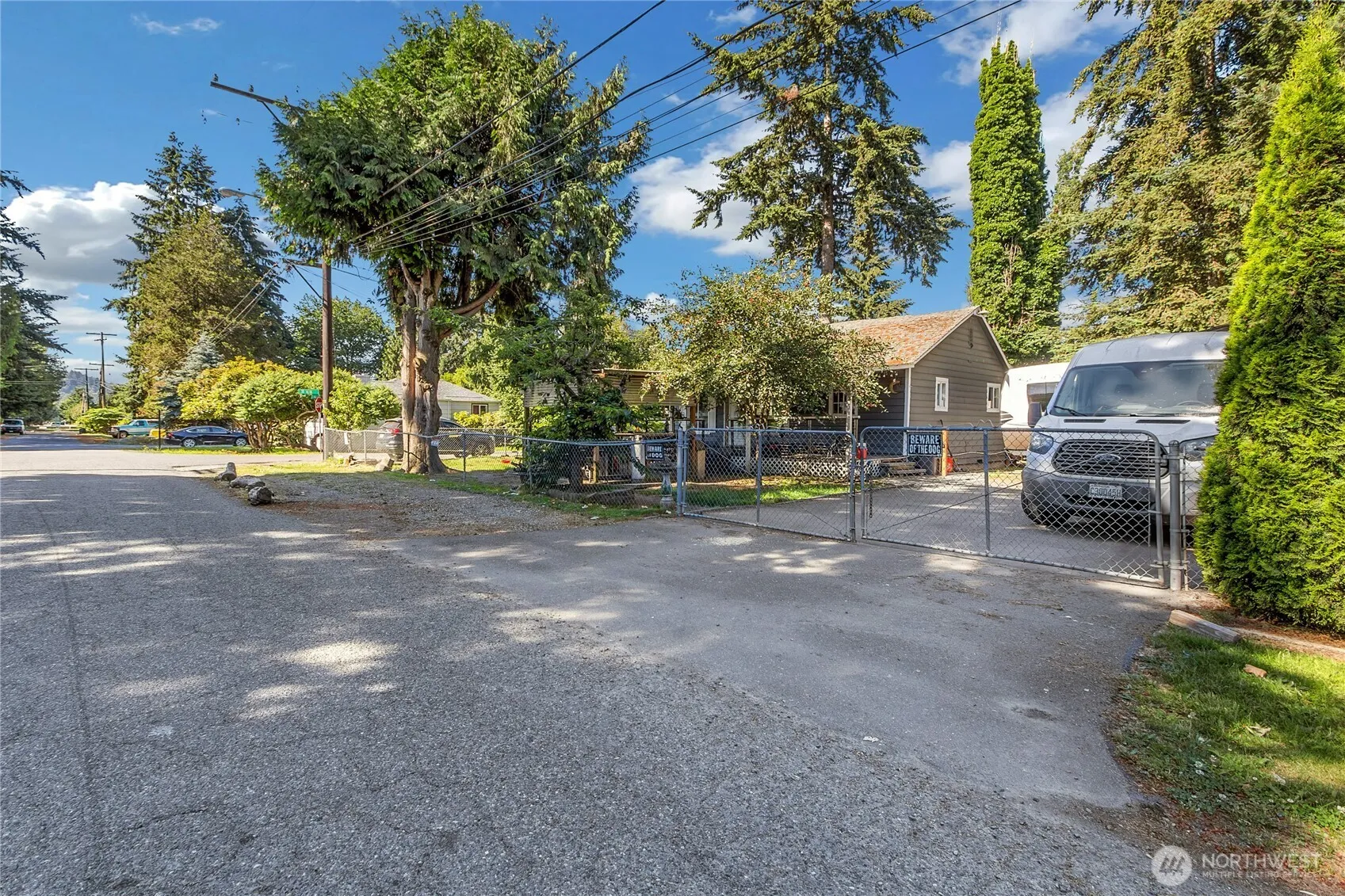 Property photo for 3009 D Street Se, Auburn