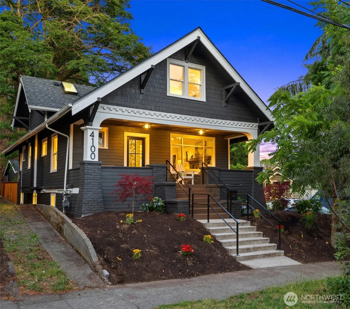 Property photo for 4100 Densmore Avenue N, Seattle