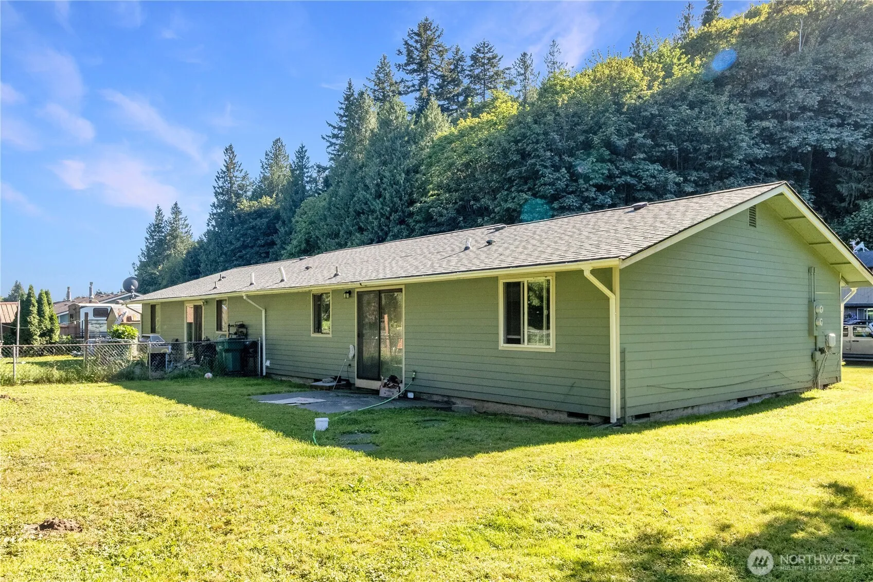 Property photo for 11087 N Skagit Street #a & B, Burlington photo 3