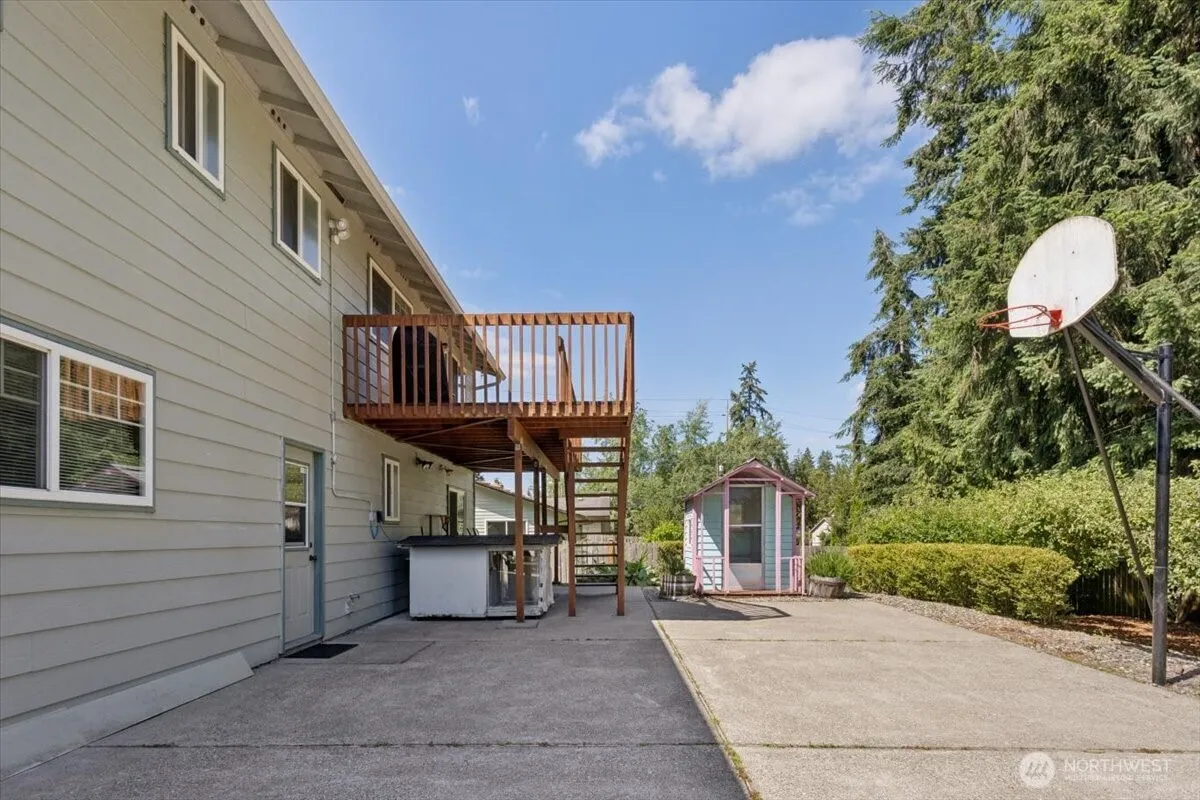 Property photo for 20819 53rd Avenue W, Lynnwood photo 3