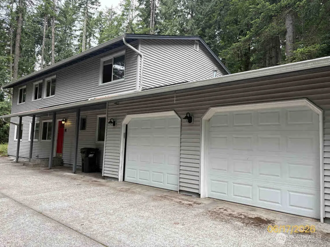 Property photo for 24404 Se Mirrormont Boulevard, Issaquah photo 2