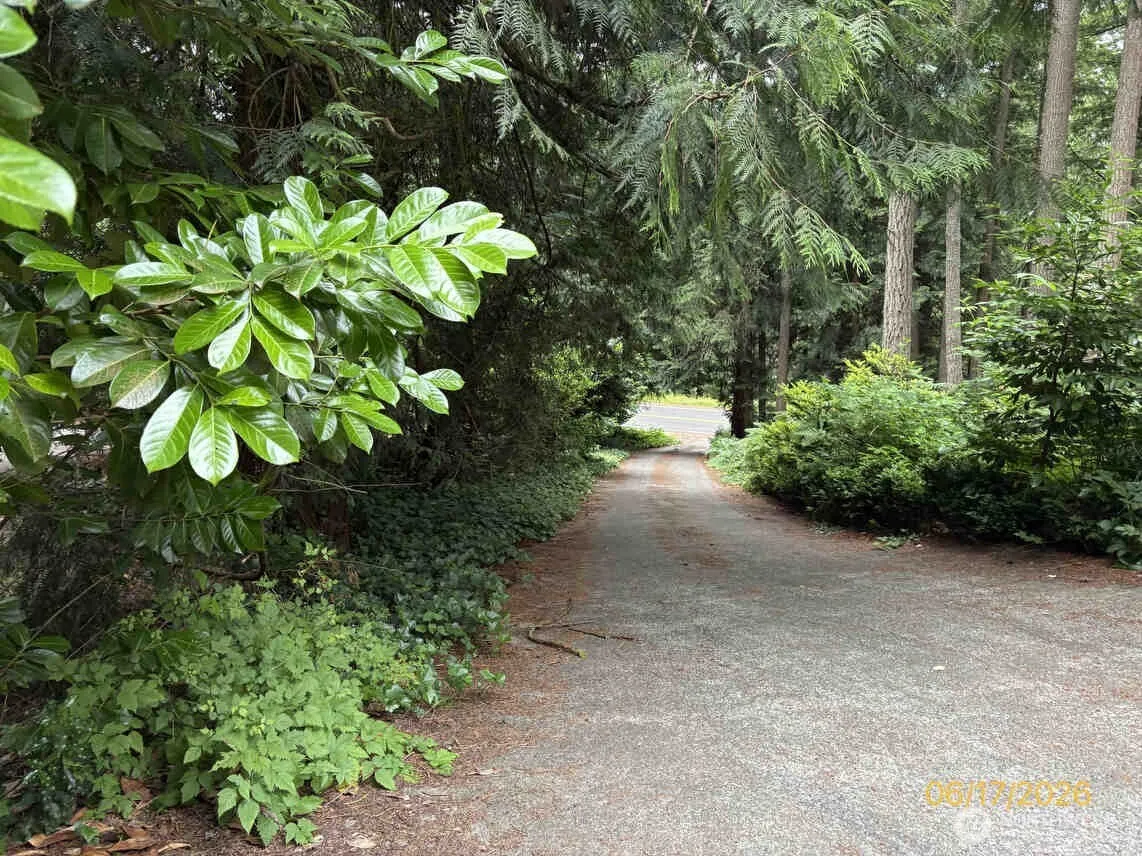 Property photo for 24404 Se Mirrormont Boulevard, Issaquah photo 4