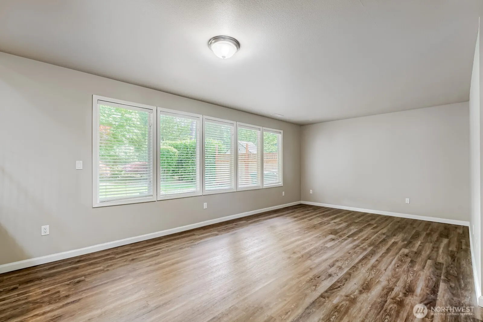 Property photo for 22206 Se 250th Street, Maple Valley photo 3