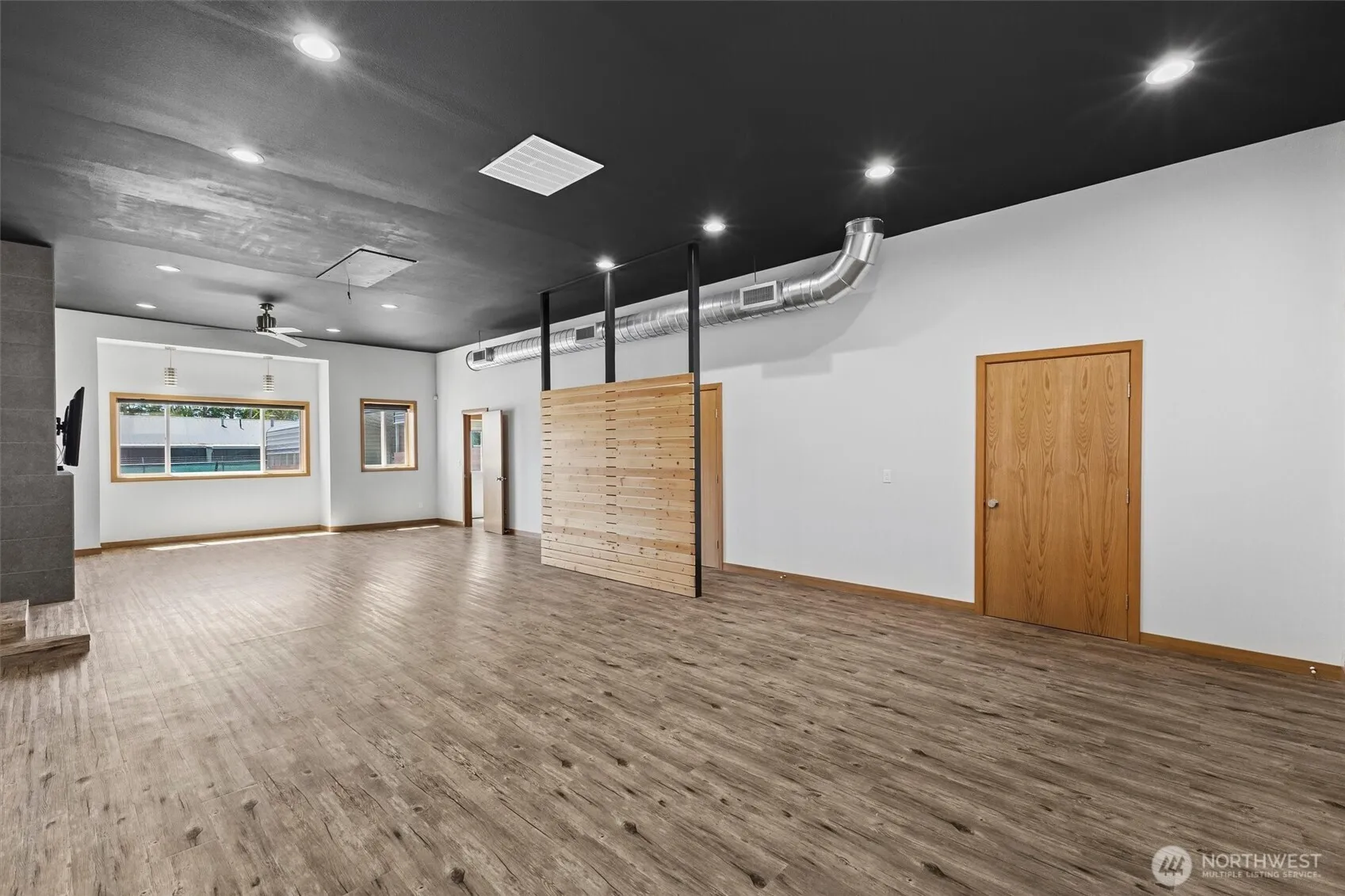 Property photo for 3275 Bennett Drive, Bellingham photo 5