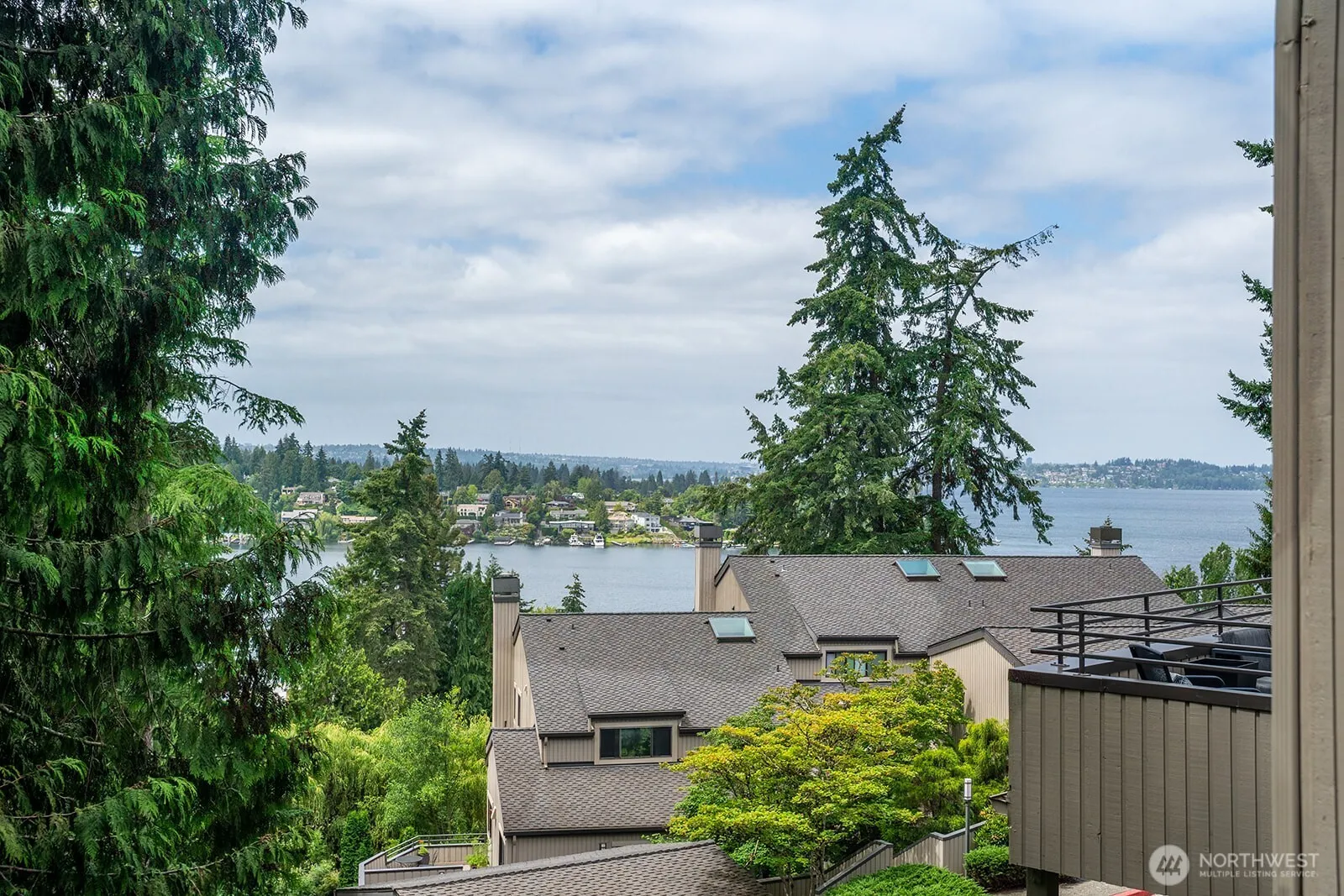 Property photo for 4818 102nd Lane Ne #31, Kirkland photo 2