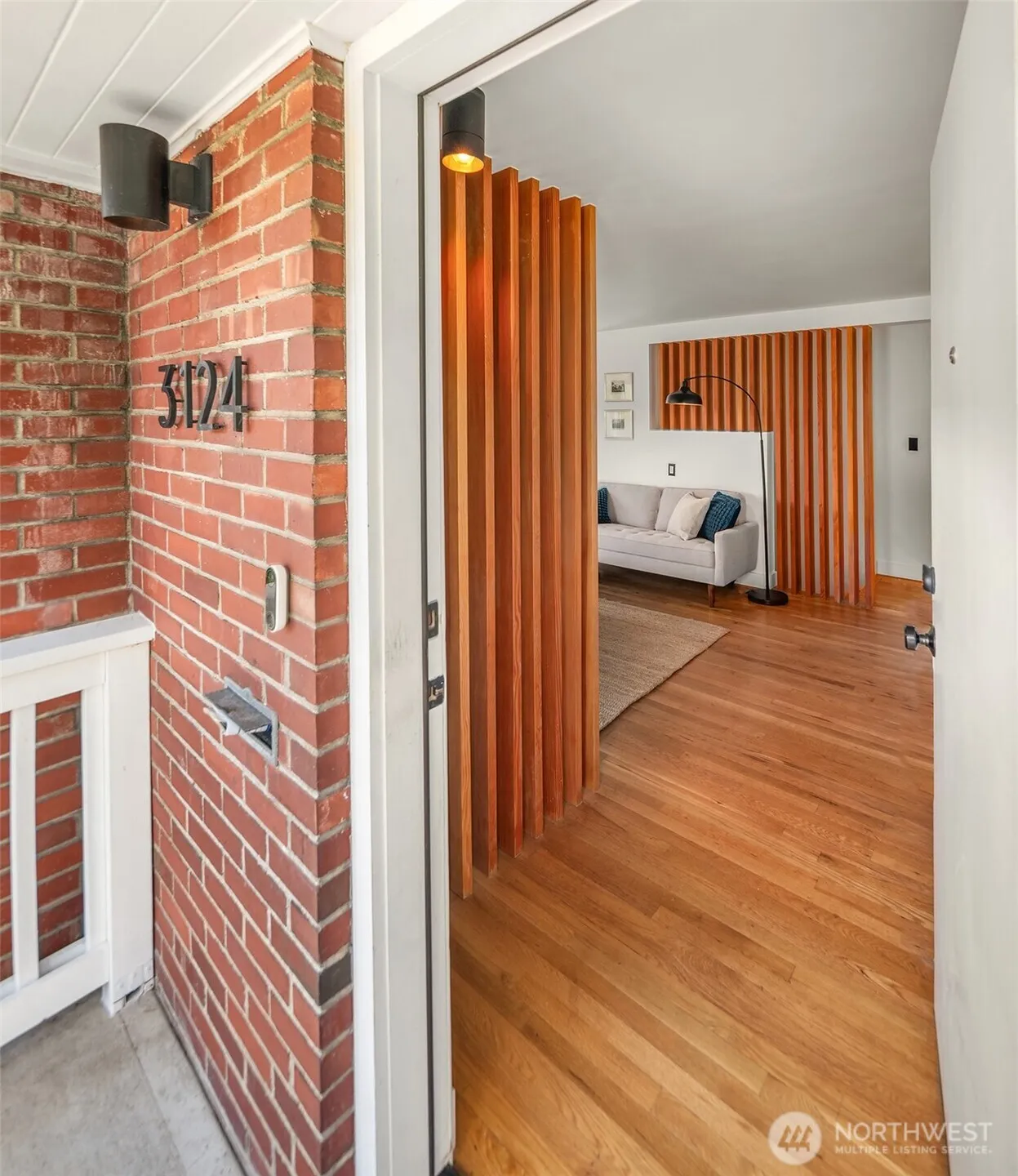 Property photo for 3124 W Raye Street, Seattle photo 4