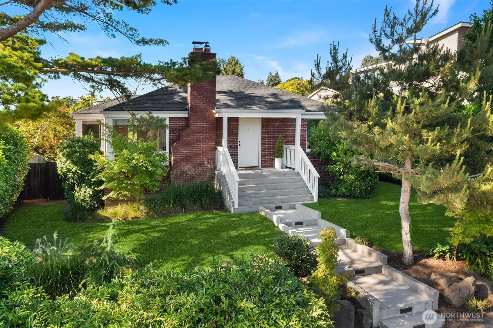 Property photo for 3124 W Raye Street, Seattle