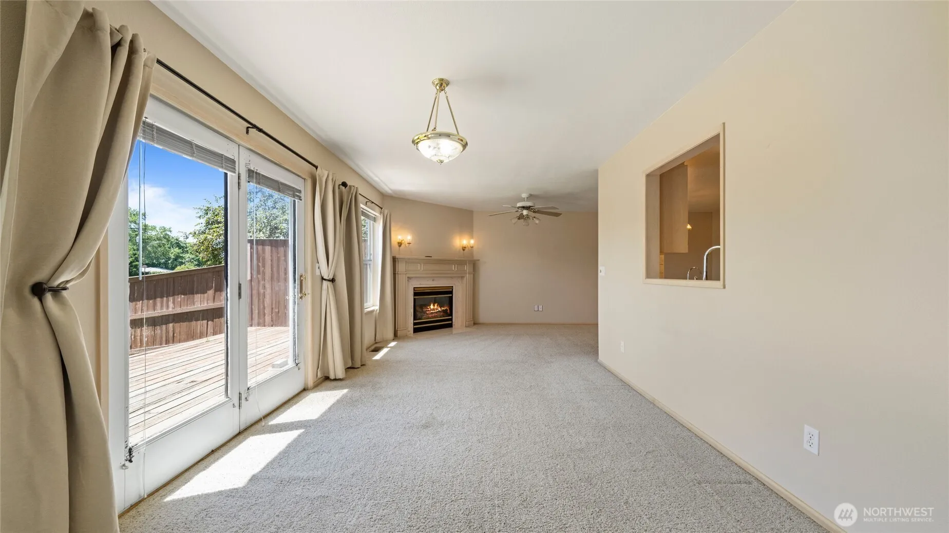 Property photo for 996 Se Admiral Place, College Place photo 3