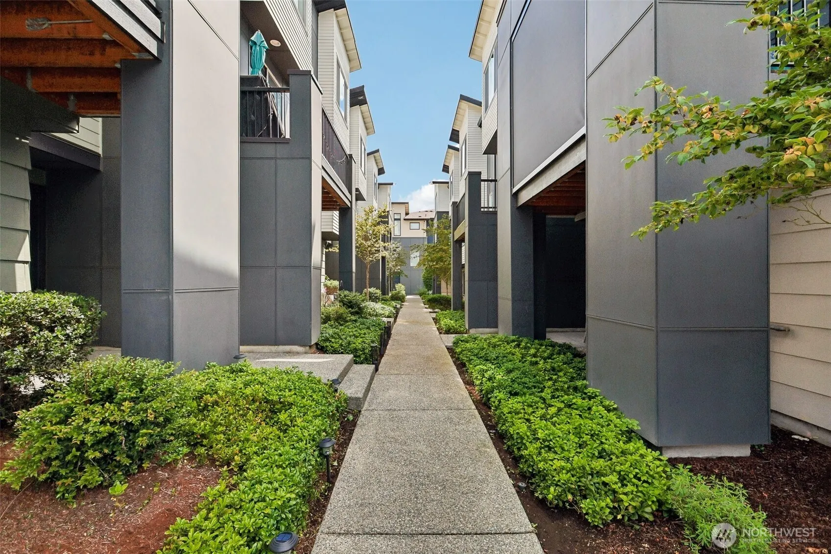 Property photo for 615 238th Street Se #d, Bothell photo 3