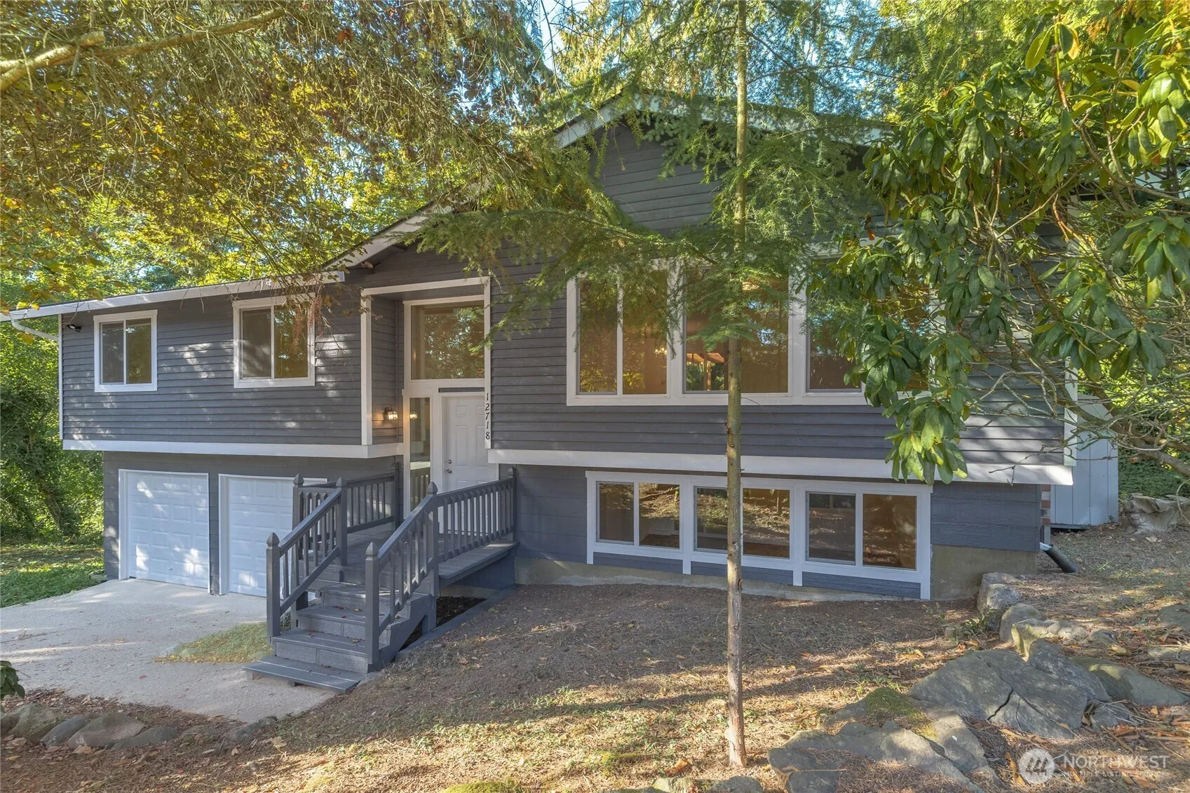 Property photo for 12718 Se 184th Place, Renton photo 2
