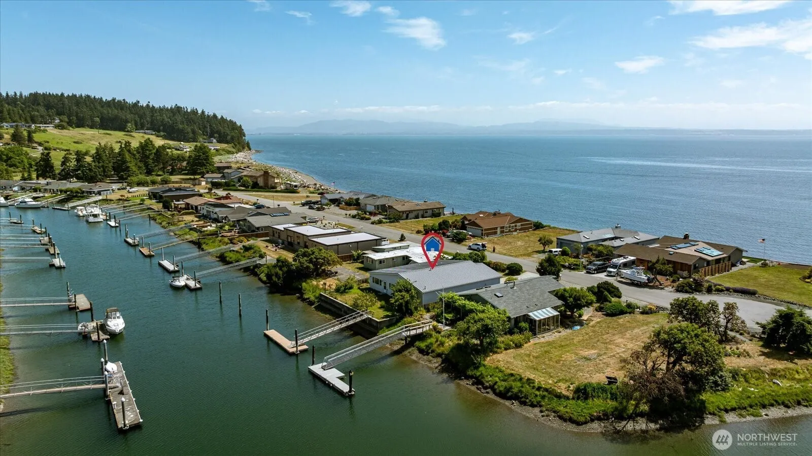 Property photo for 2169 Mariner Beach Drive, Oak Harbor photo 3