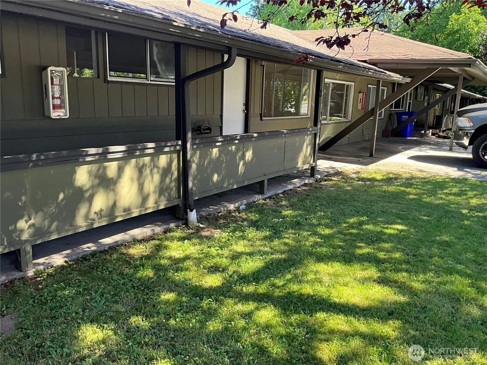 Property photo for 9618 Holly Drive, Everett
