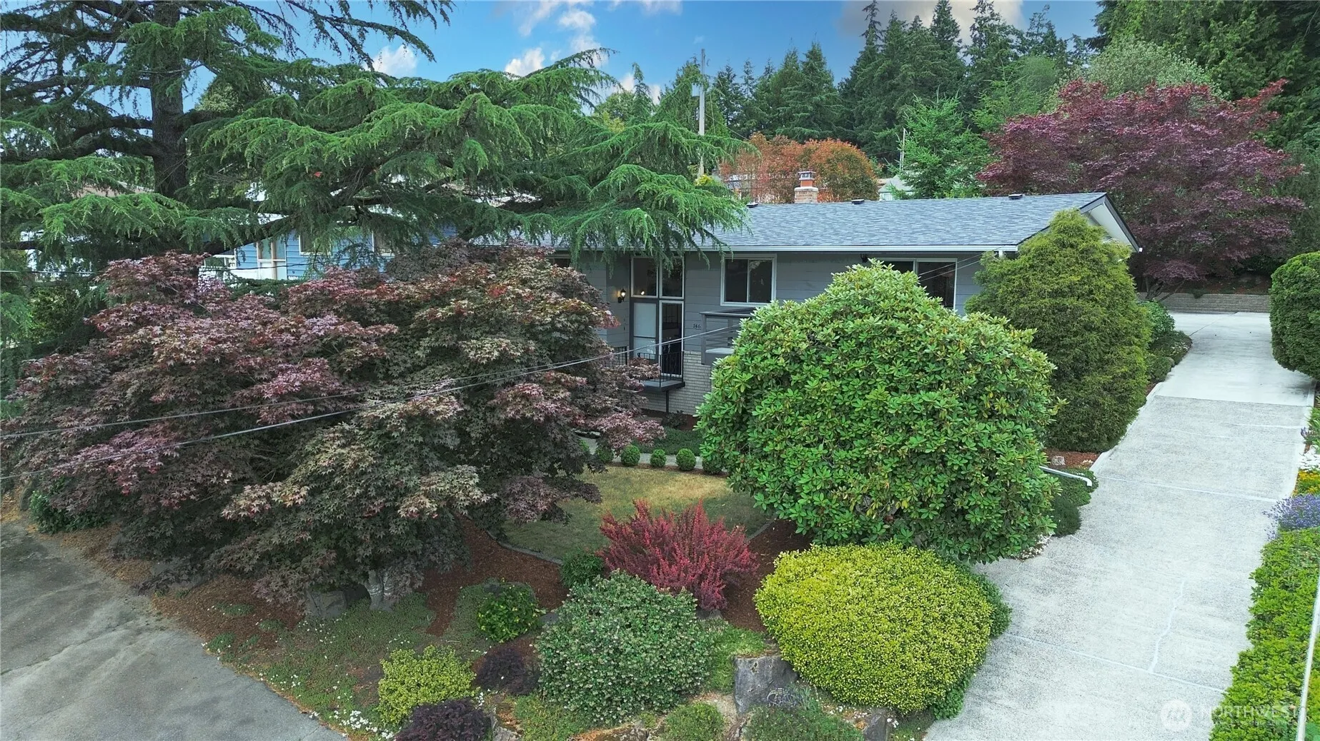 Property photo for 14630 4th Avenue S, Burien photo 2