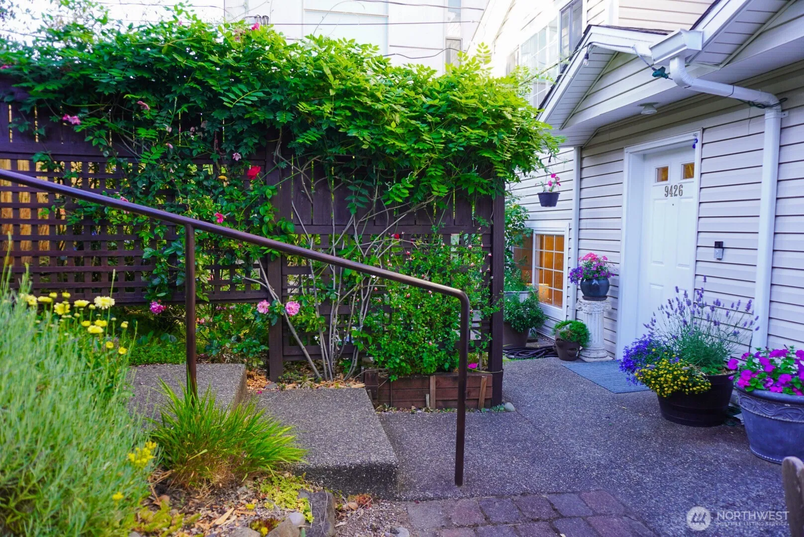 Property photo for 9426 Linden Avenue N, Seattle photo 3