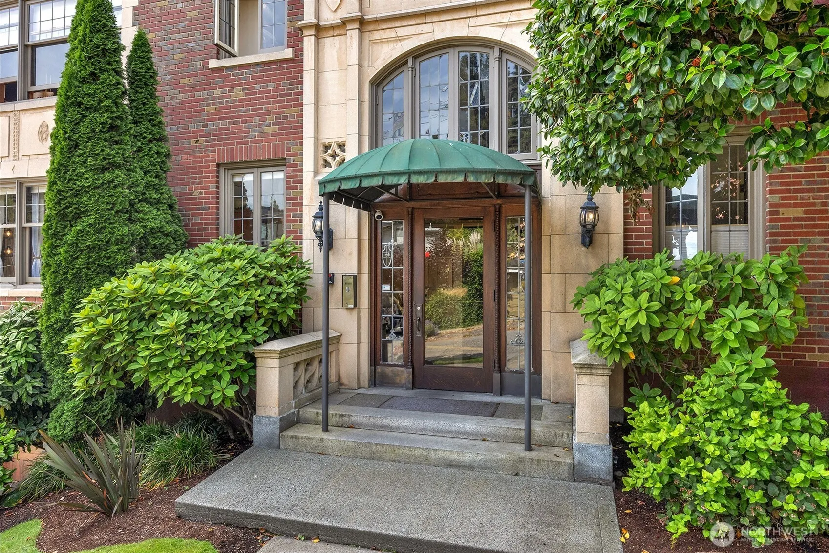 Property photo for 405 Prospect Street #102, Seattle photo 4