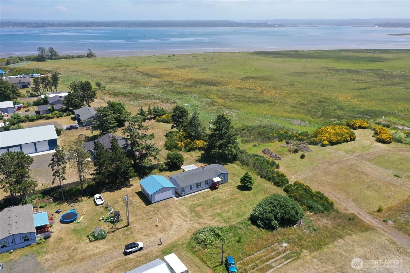 Property photo for 509 E Pacific Avenue, Westport photo 3