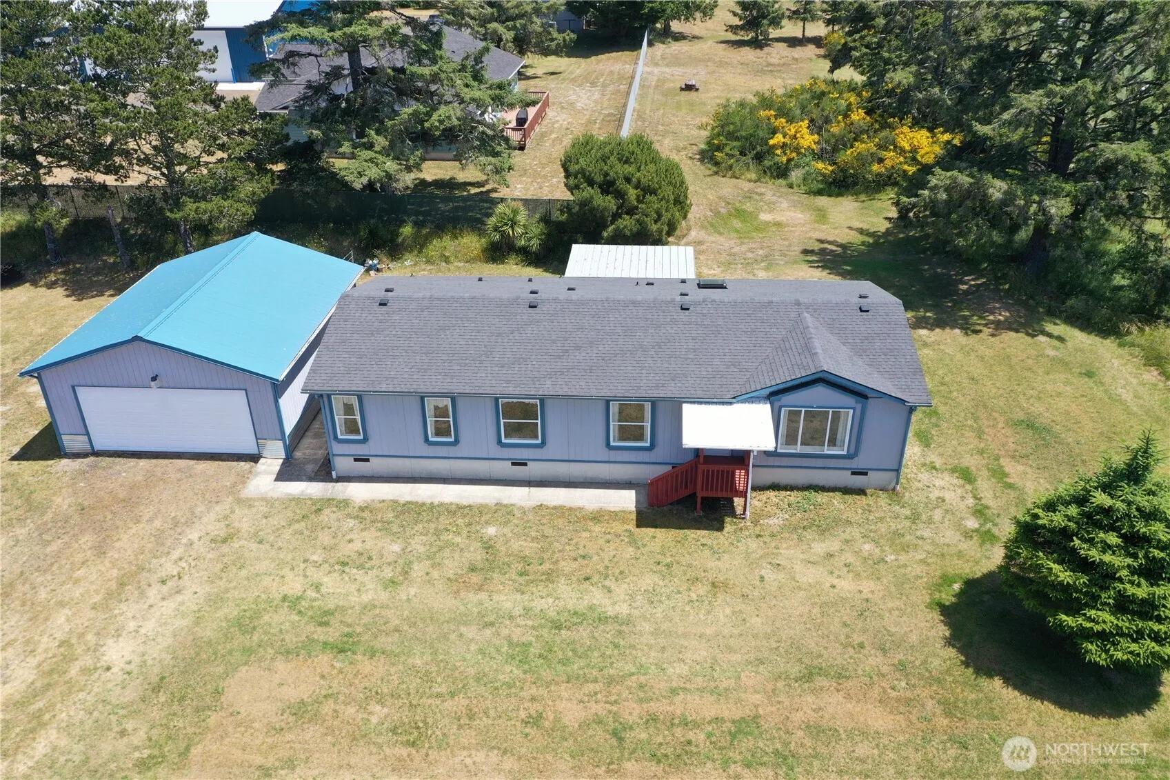 Property photo for 509 E Pacific Avenue, Westport