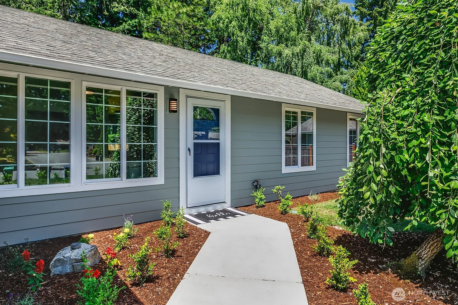 Property photo for 10407 170th Avenue Ne, Redmond photo 4
