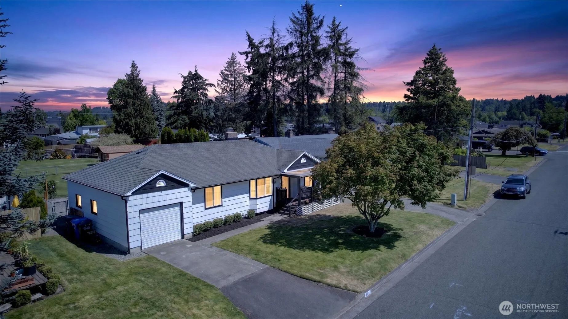 Property photo for 607 14th Street Sw, Puyallup photo 2