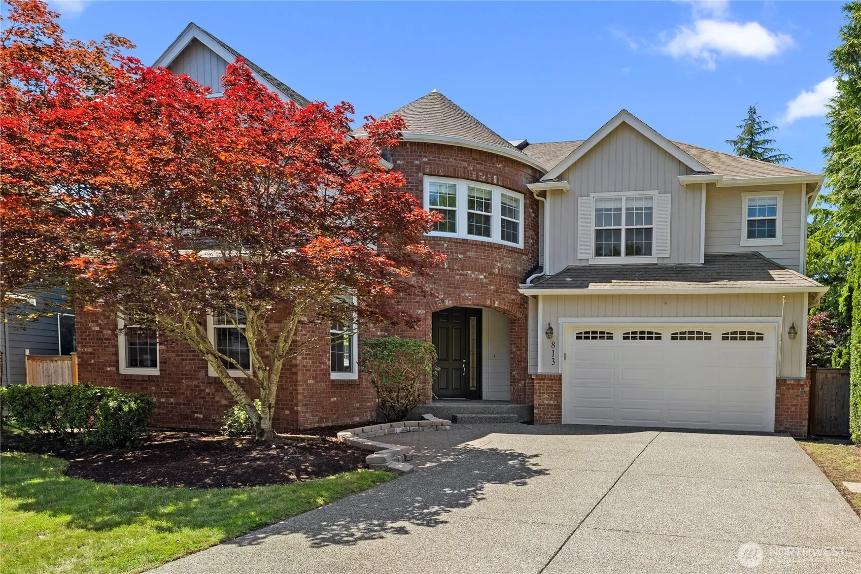 Property photo for 813 275th Place Se, Sammamish