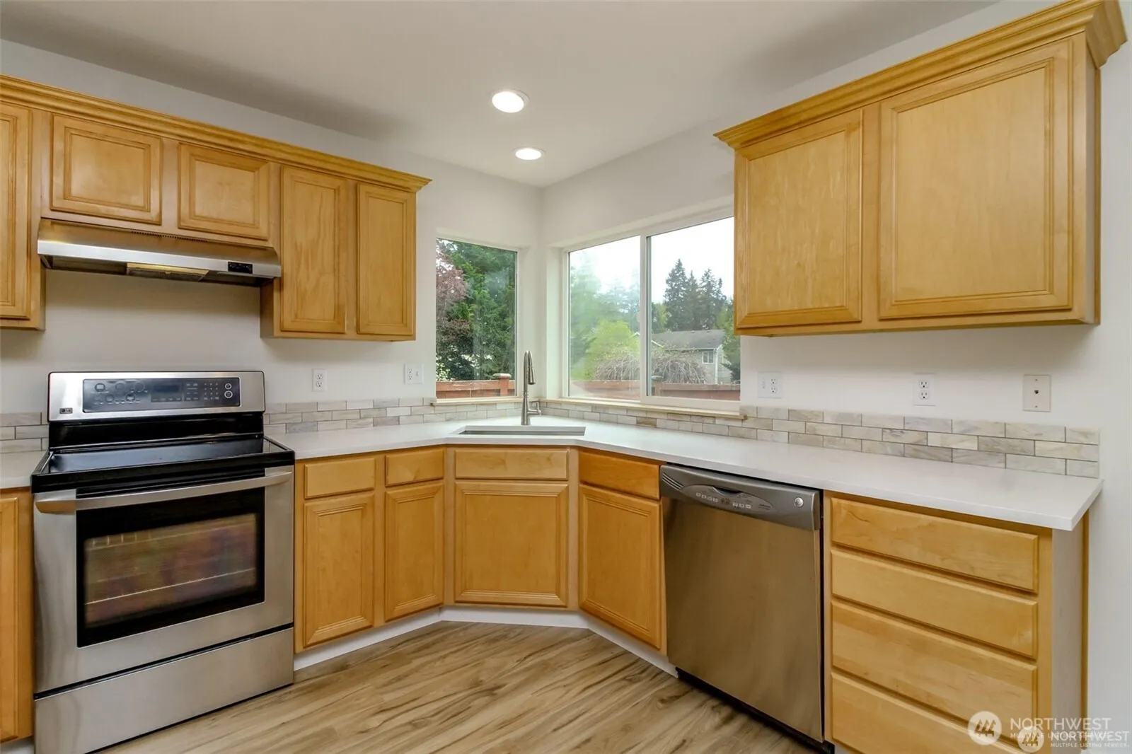 Property photo for 14810 68th Ave E, Puyallup photo 3