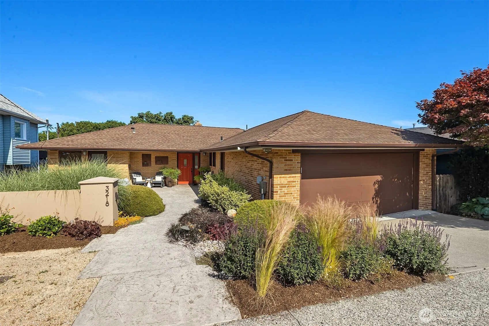 Property photo for 3218 36th Avenue Sw, Seattle