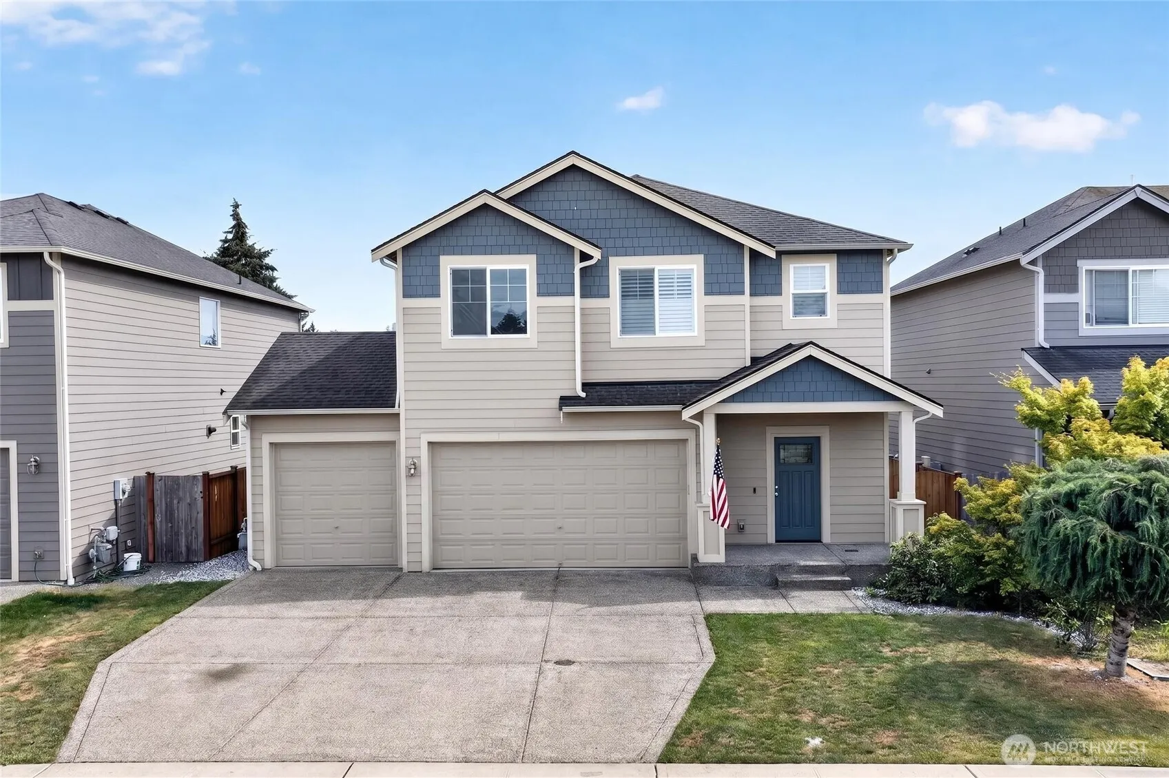 Property photo for 932 134th Street S, Tacoma photo 2