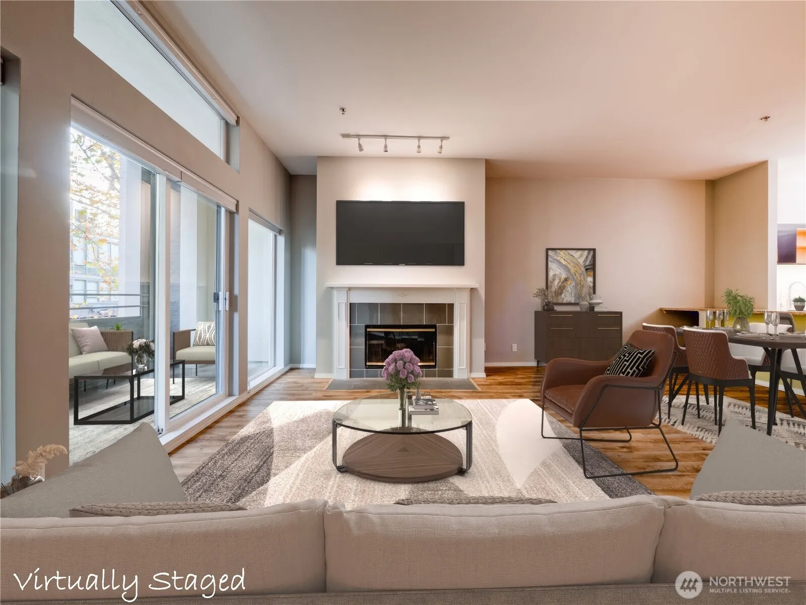 Property photo for 526 1st Avenue S #203, Seattle photo 3