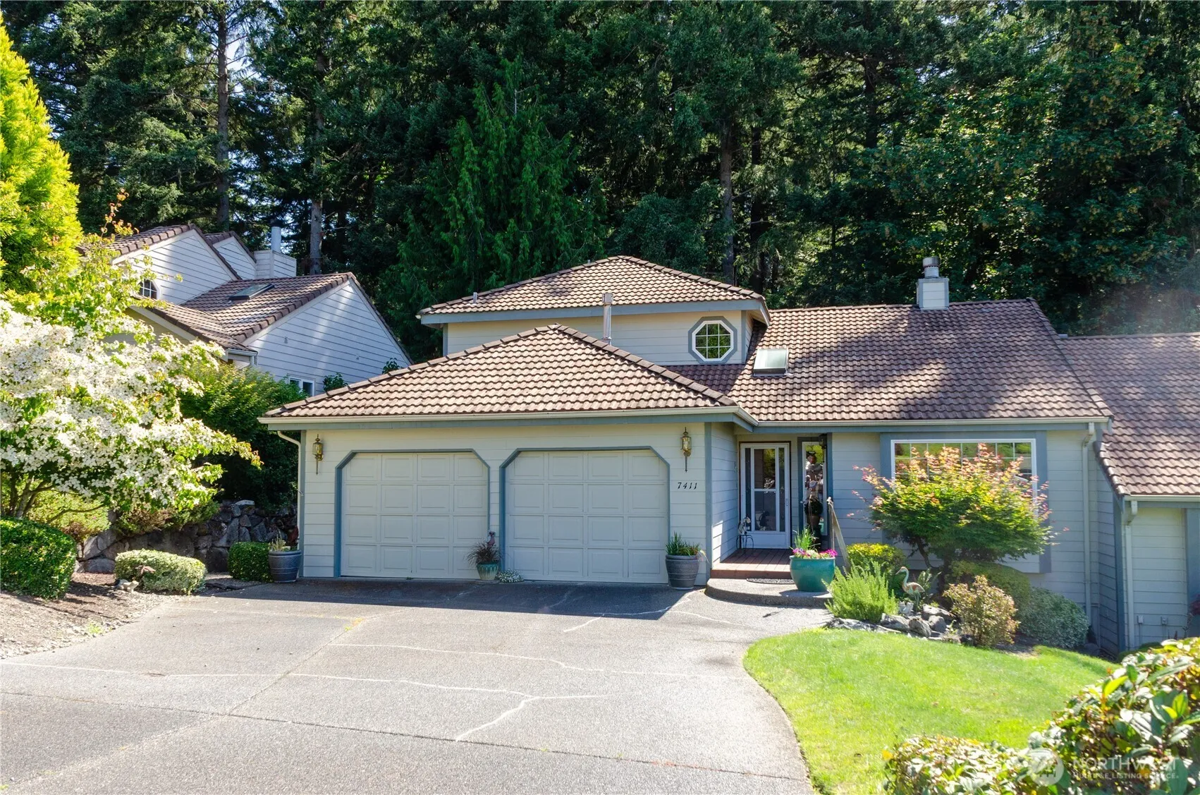 Property photo for 7411 71st Avenue Ct Sw, Lakewood photo 2