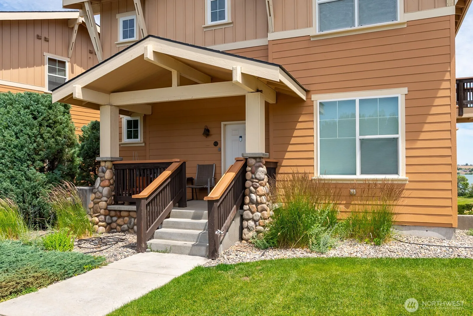 Property photo for 4395 Westshore Drive Ne #802, Moses Lake photo 3