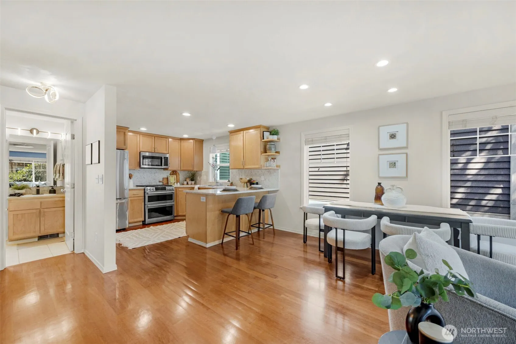 Property photo for 8548 Midvale Avenue N #b, Seattle