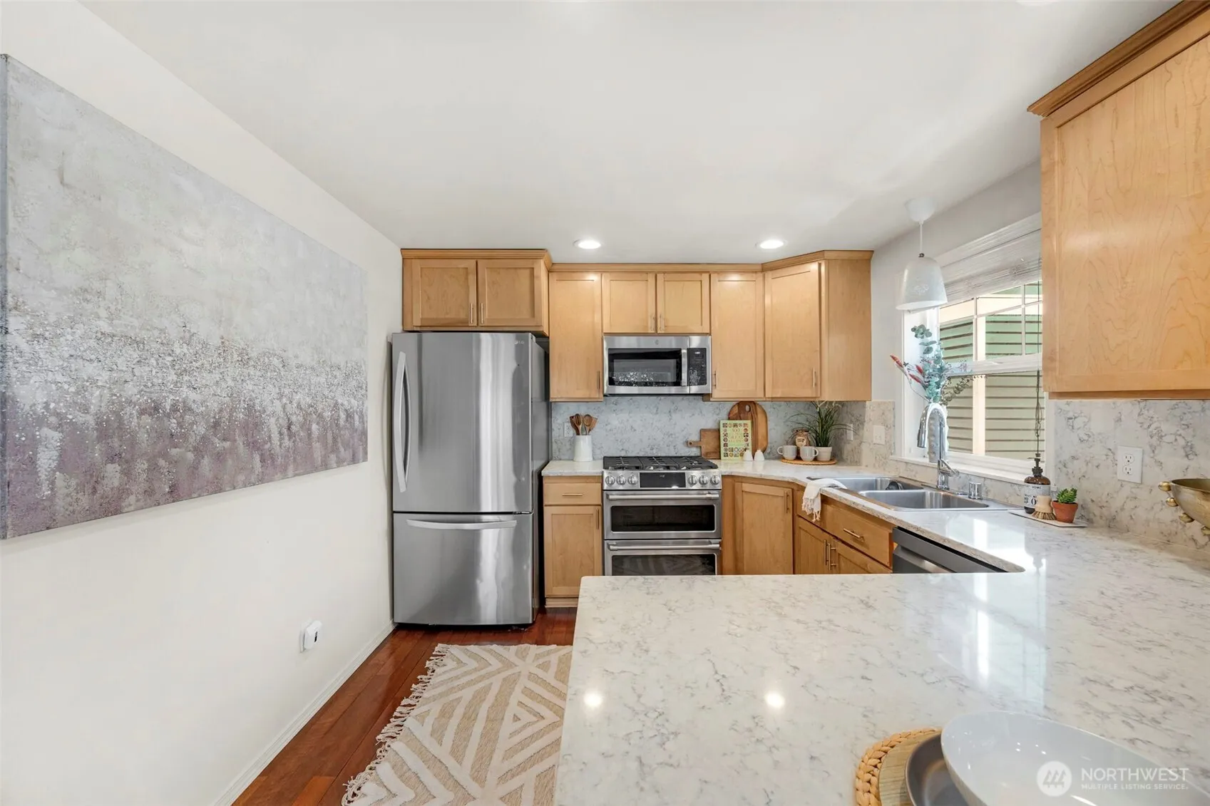 Property photo for 8548 Midvale Avenue N #b, Seattle photo 3