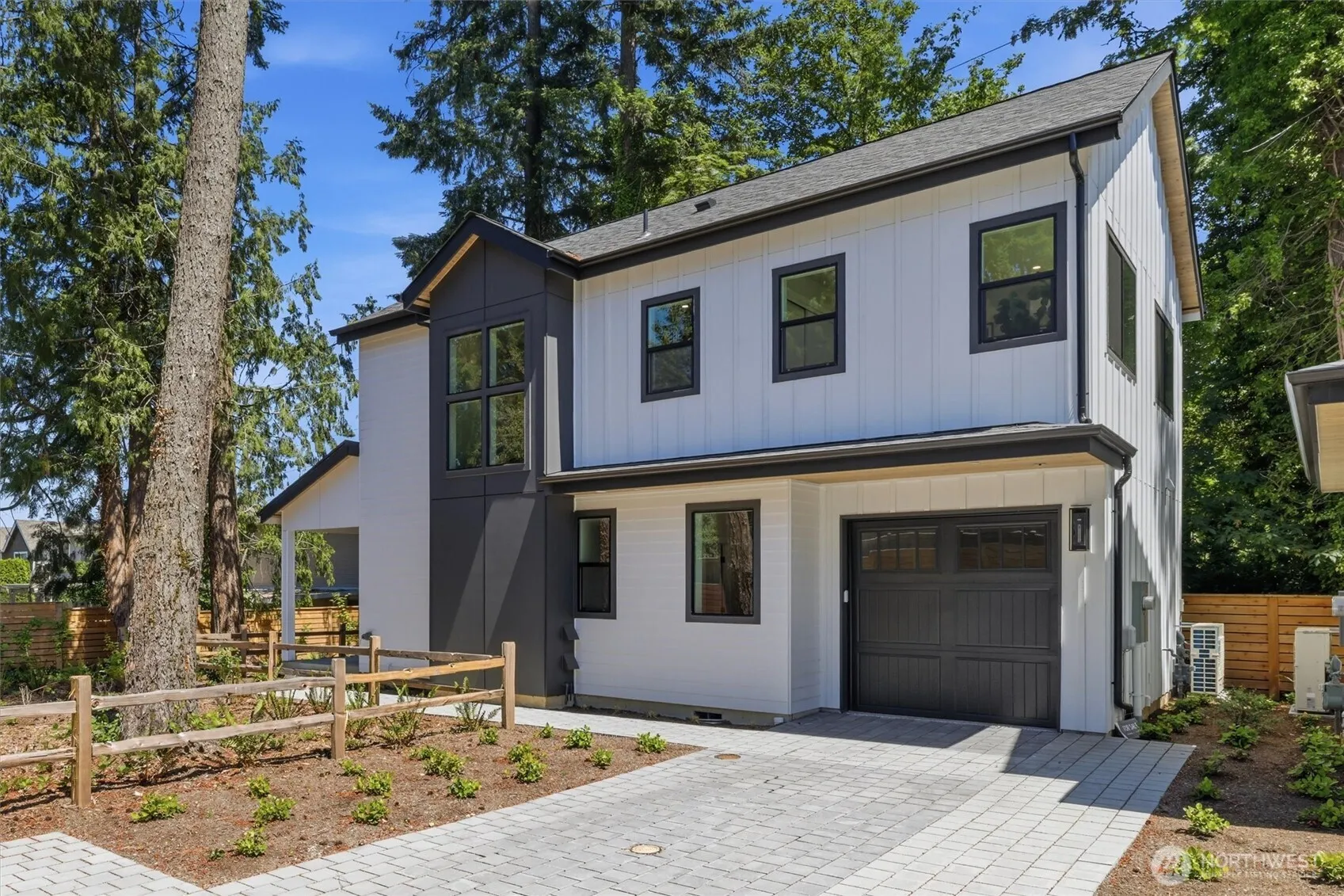 Property photo for 9016 124th Lane Ne, Kirkland