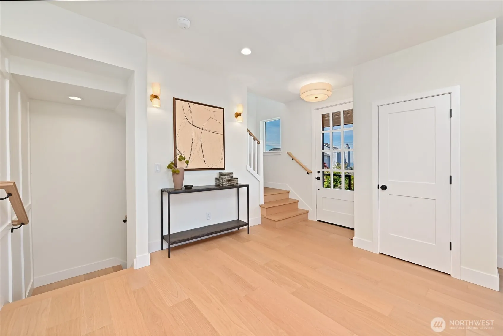 Property photo for 3111 W Mansell Street, Seattle photo 2