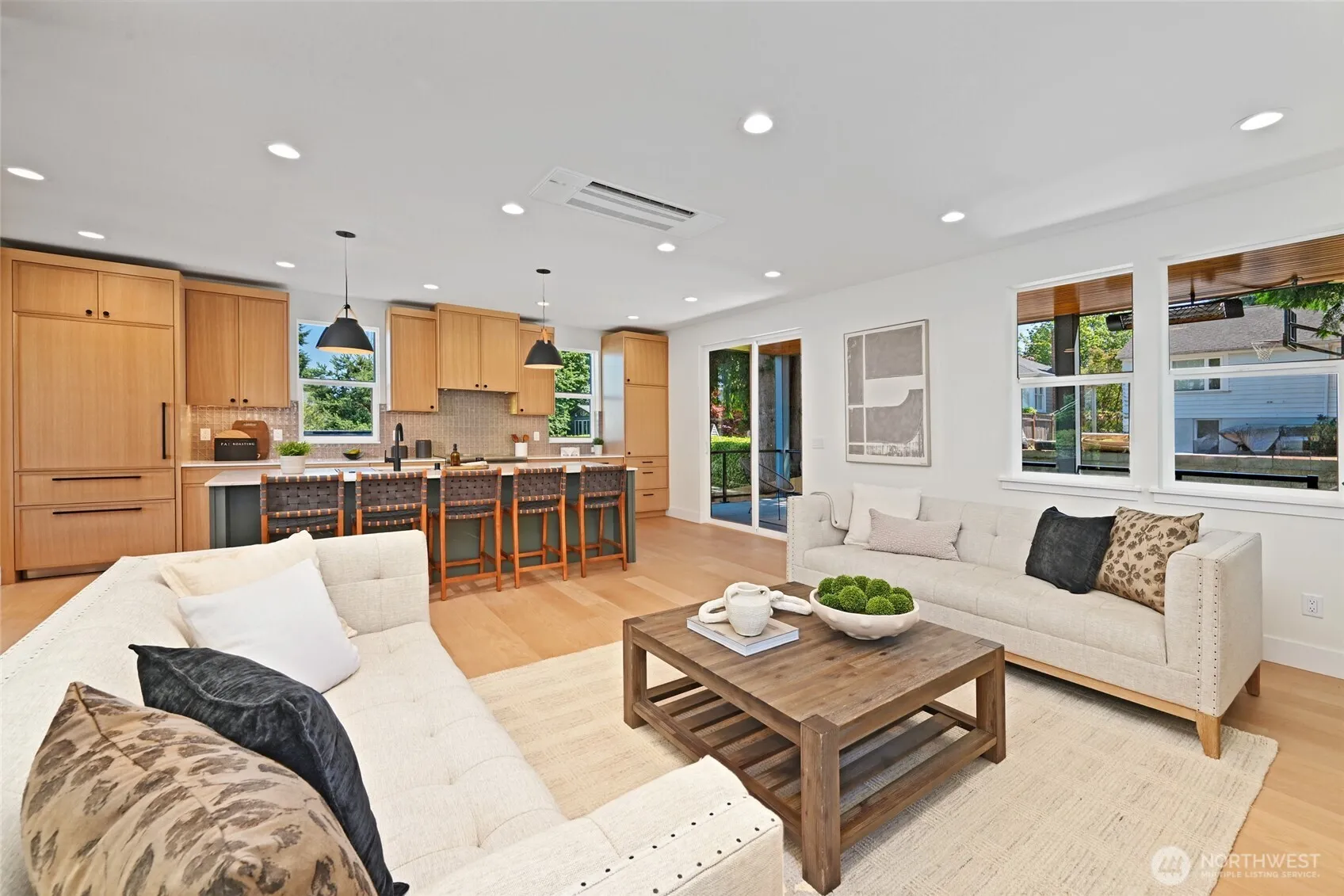 Property photo for 3111 W Mansell Street, Seattle photo 5