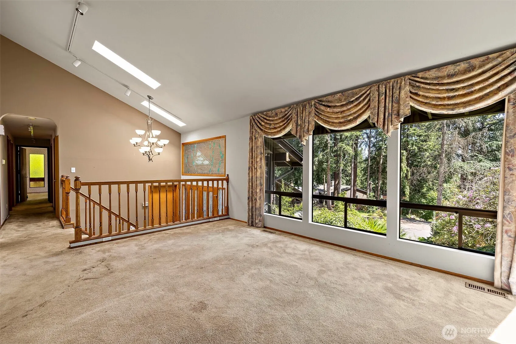 Property photo for 145 Big Bear Place Nw, Issaquah photo 4