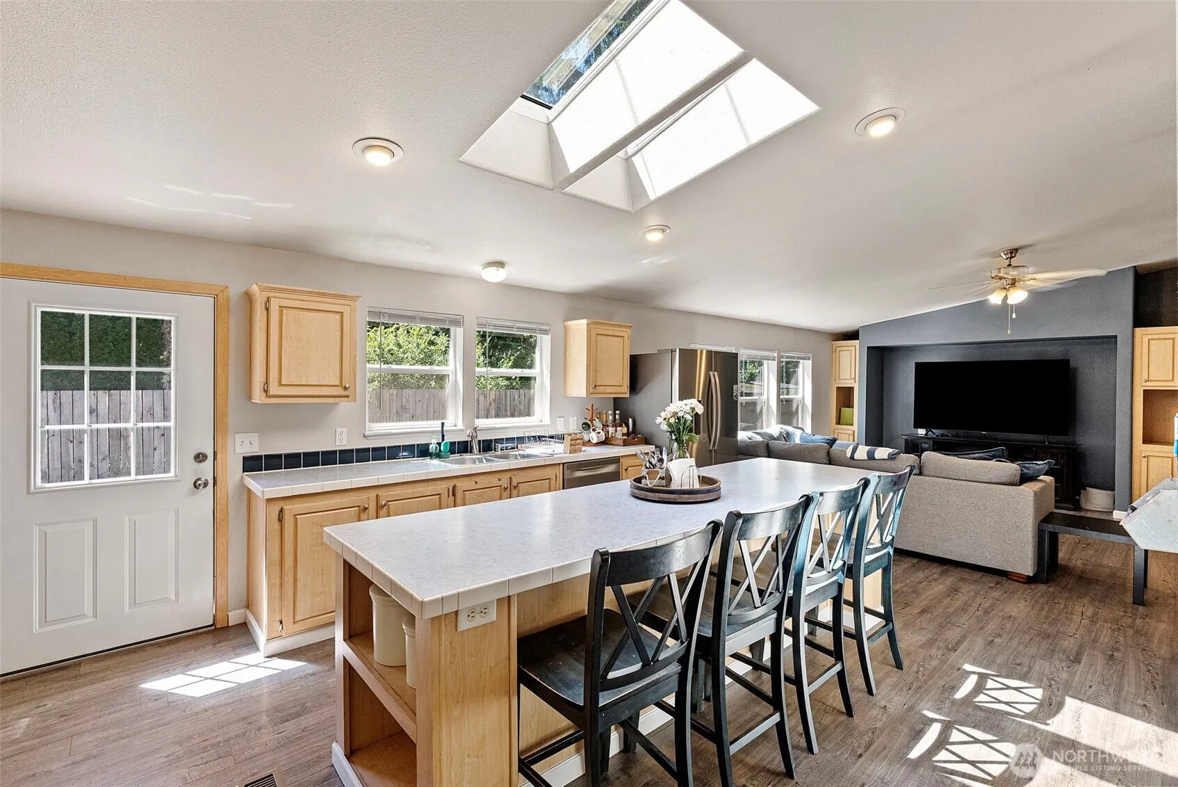 Property photo for 6902 87th Street Nw, Gig Harbor photo 5