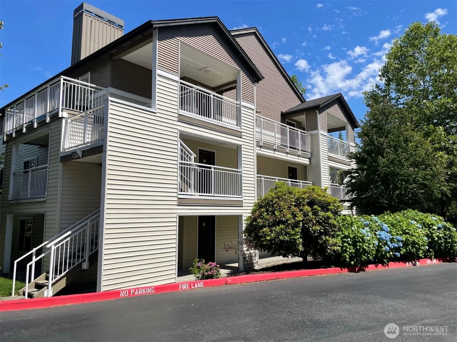 Property photo for 12303 Harbour Pointe Boulevard #cc202, Mukilteo