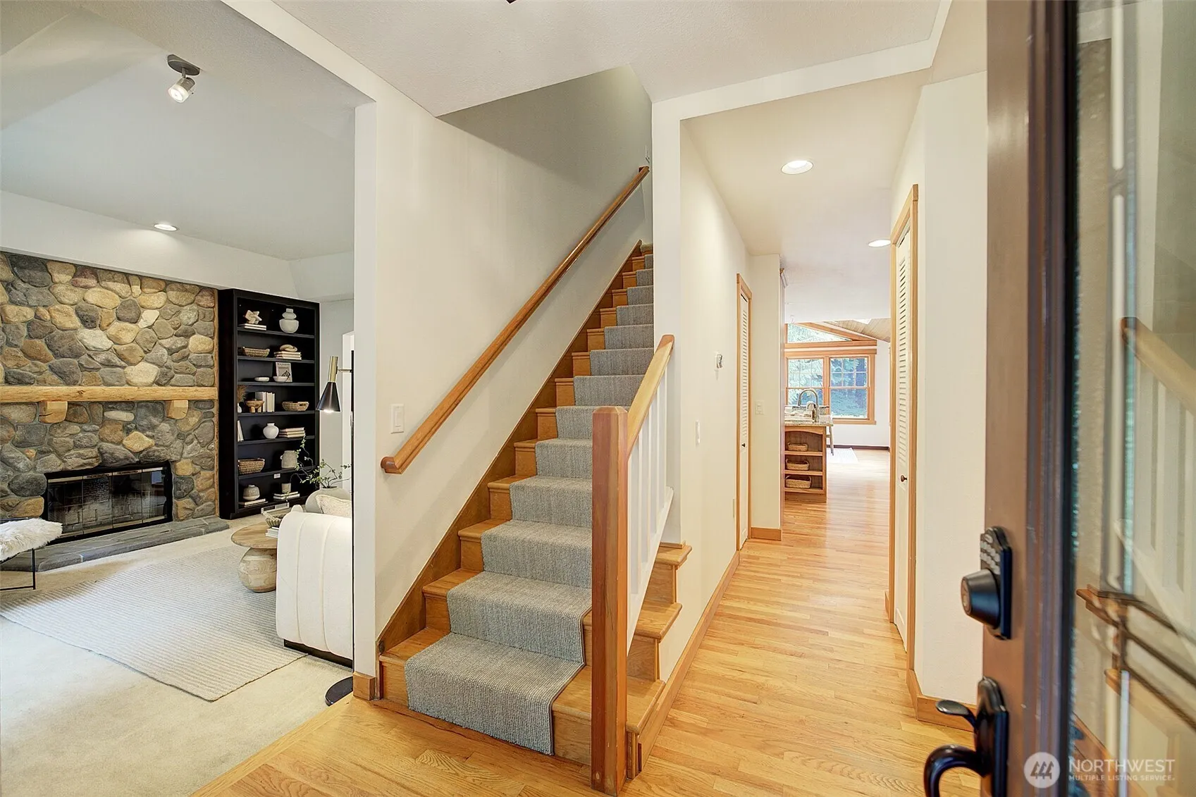 Property photo for 24116 107th Drive Se, Woodinville photo 4