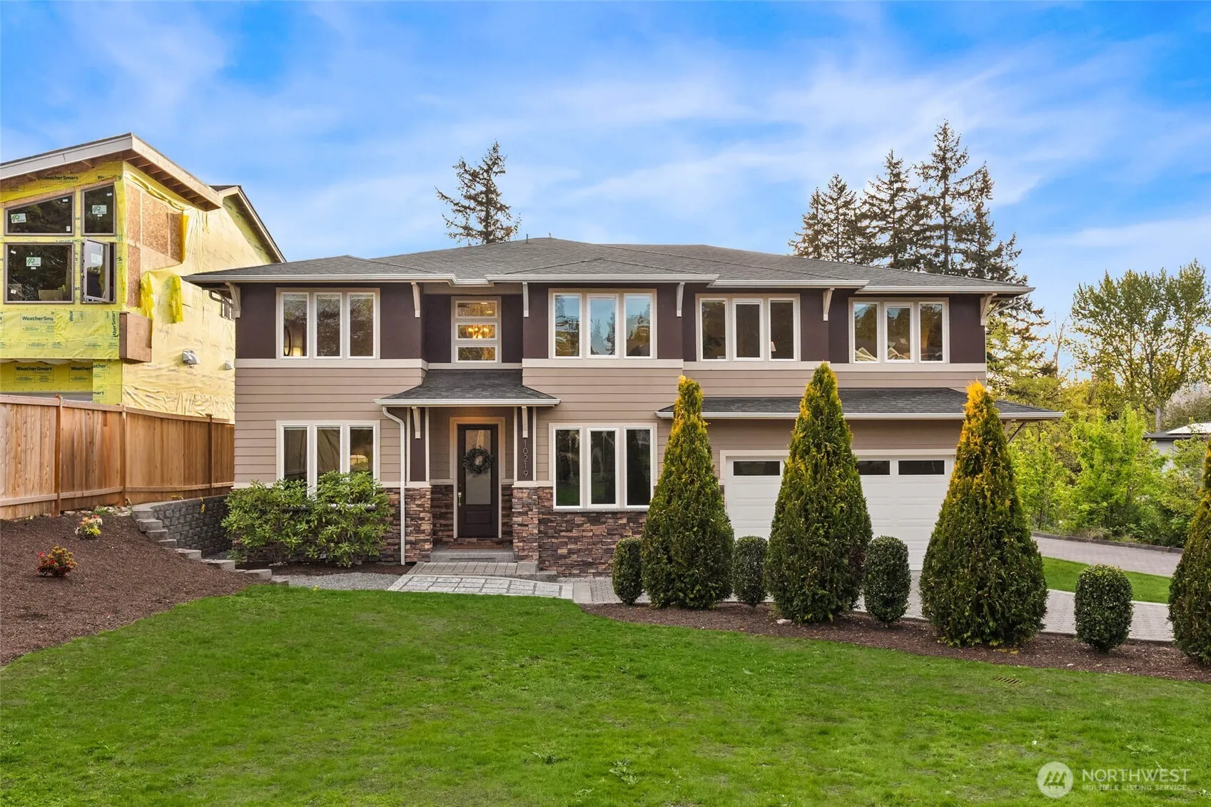 Property photo for 10219 125th Avenue Ne, Kirkland photo 5