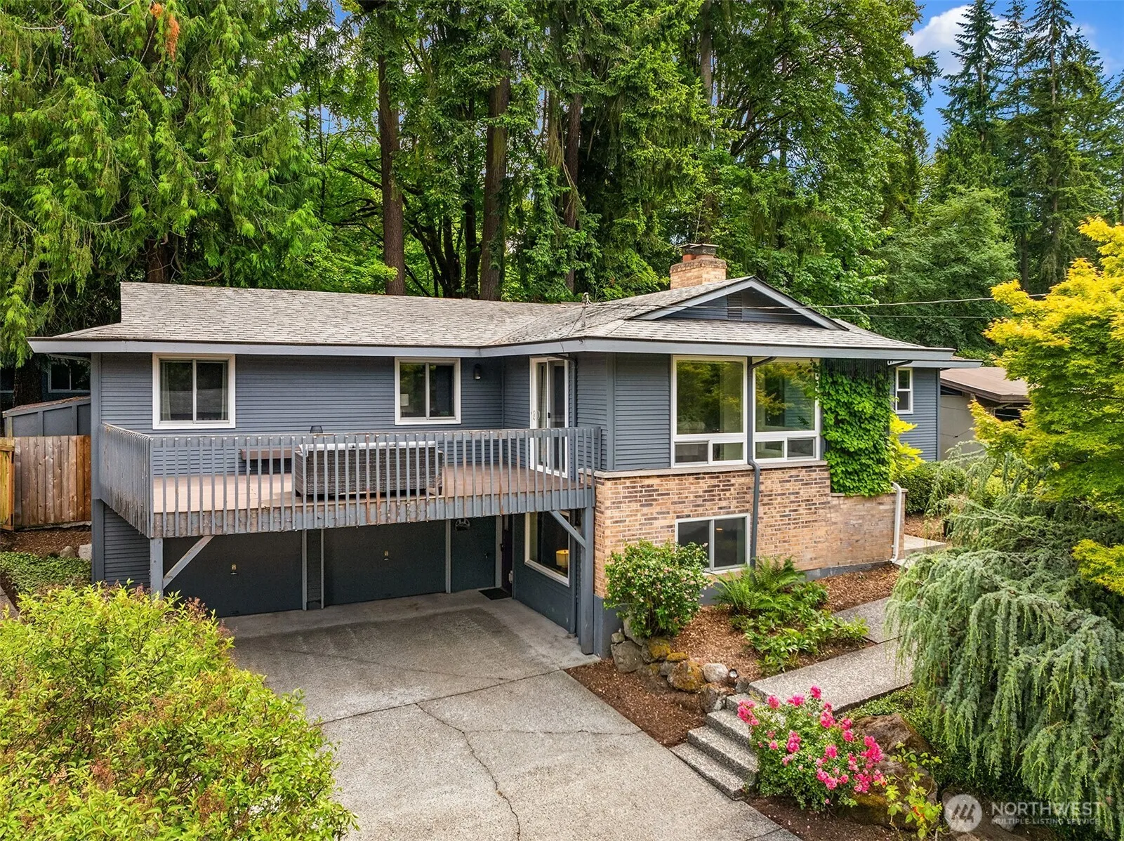 Property photo for 4255 135th Place Se, Bellevue