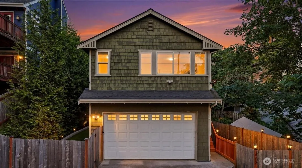 Property photo for 1508 208th Avenue Ne, Sammamish
