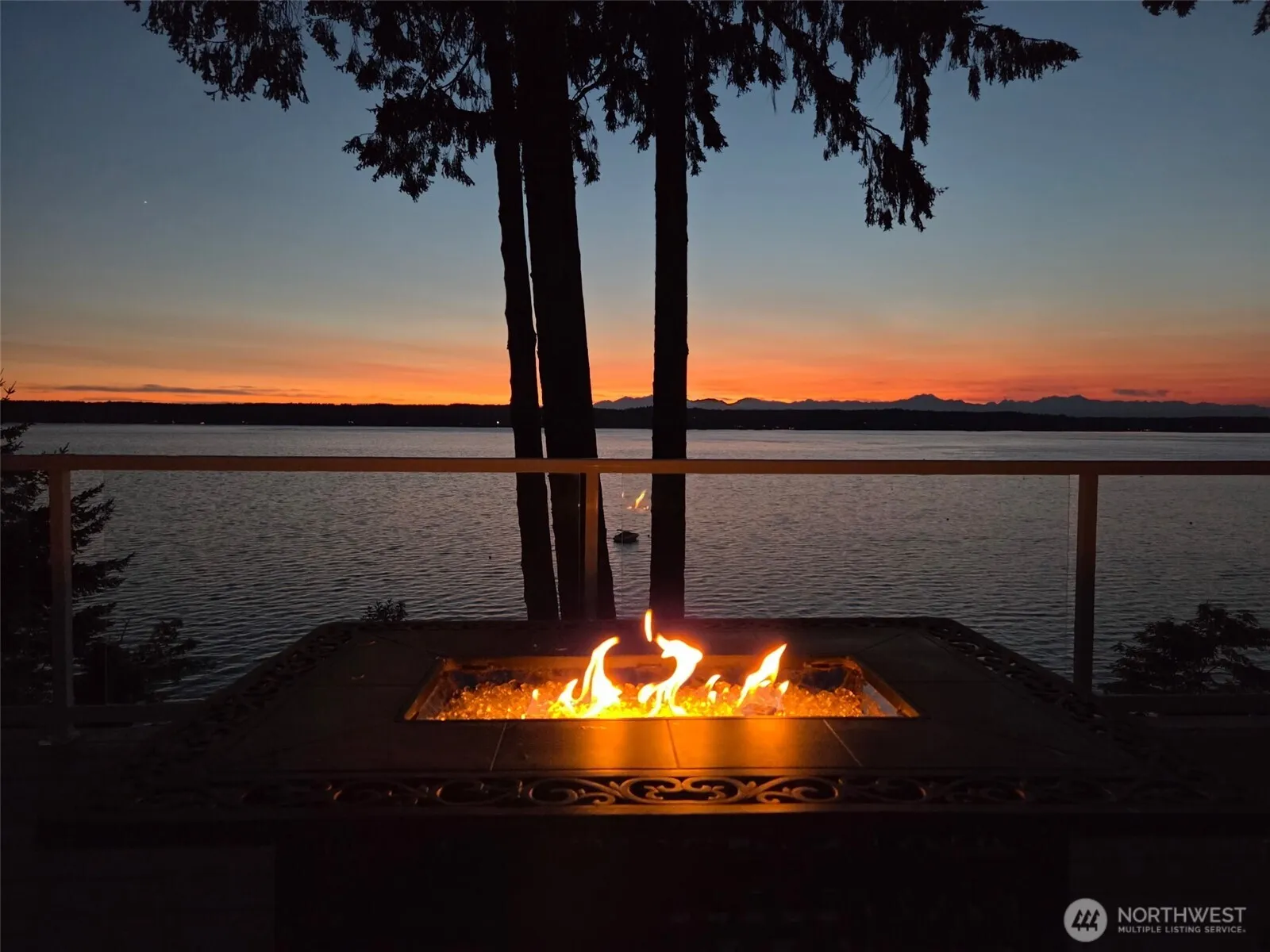 Property photo for 3810 Forest Beach Drive Nw, Gig Harbor