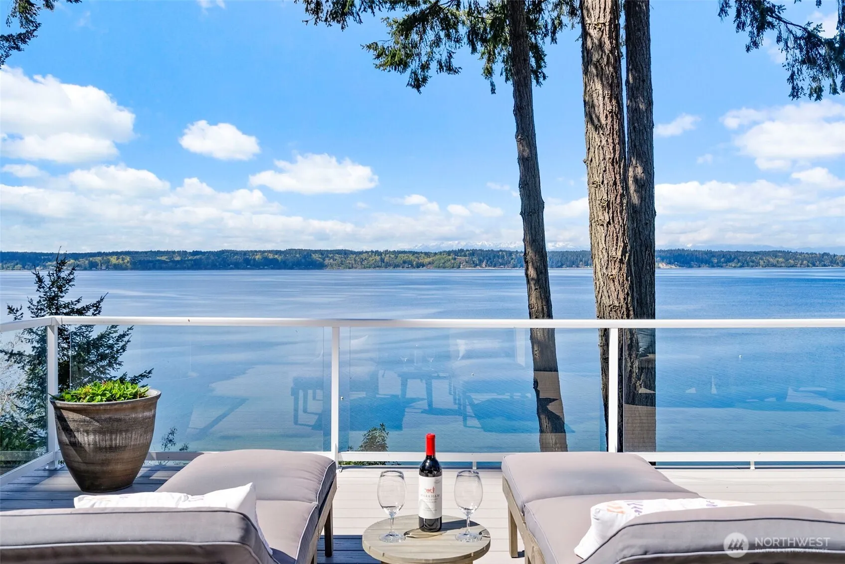 Property photo for 3810 Forest Beach Drive Nw, Gig Harbor