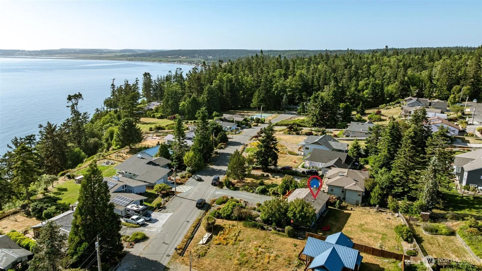 Property photo for 1801 Seaview Avenue, Coupeville photo 4