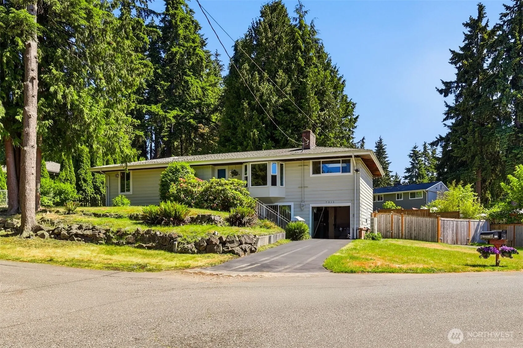Property photo for 72122 197th Street Sw, Lynnwood photo 2