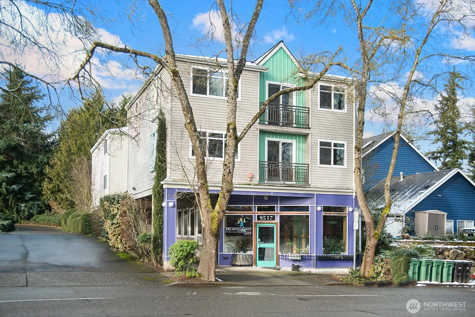 Property photo for 9517 35th Avenue Ne #2a, Seattle photo 2