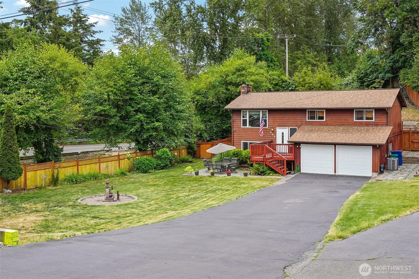 Property photo for 553 S 111th Street, Seattle photo 3