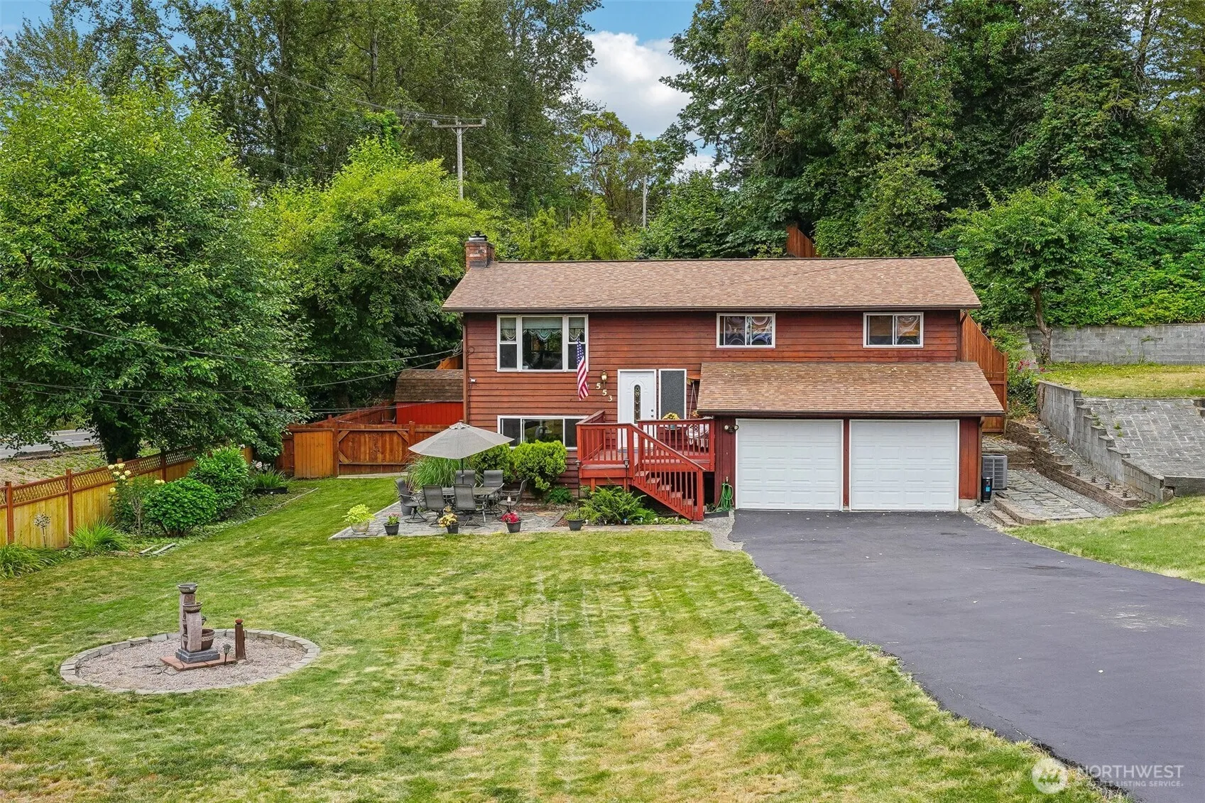 Property photo for 553 S 111th Street, Seattle